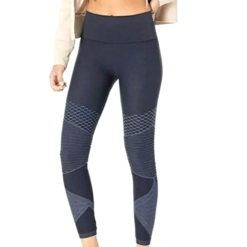 SPANX NEW Women's Medium Black Look At Me Now Seamless Moto Leggings Textured‎
